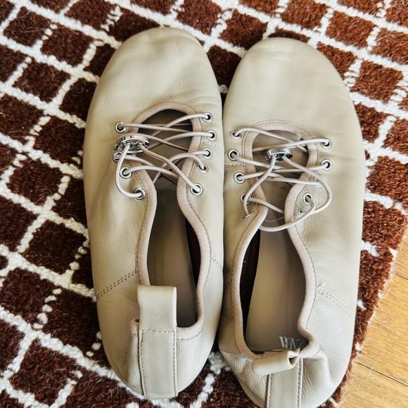 ZARA soft leather tan lace up flats - Picture 5 of 8